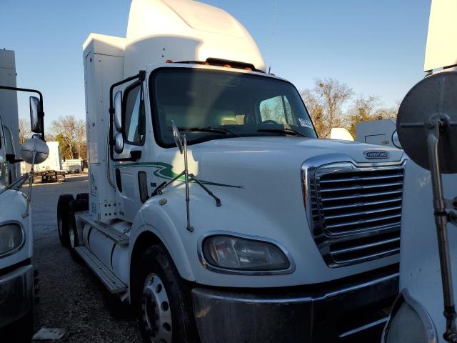 1FUJC5DX3DHFD7010 - 2013 FREIGHTLINER M2 112 MEDIUM DUTY WHITE photo 1