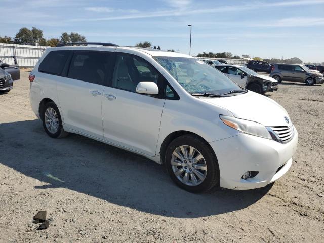 5TDDK3DC3FS096908 - 2015 TOYOTA SIENNA XLE თეთრი ფოტო 4