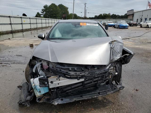 4T1DAACK0SU576504 - 2025 TOYOTA CAMRY XSE 灰色 照片 5