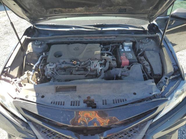 4T1B11HK7JU137007 - 2018 TOYOTA CAMRY L BLACK photo 11