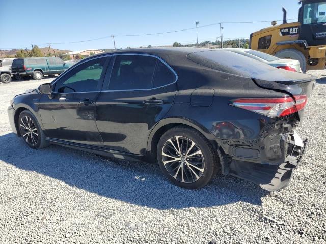4T1B11HK7JU137007 - 2018 TOYOTA CAMRY L BLACK photo 2