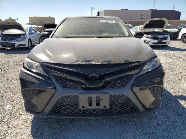 4T1B11HK7JU137007 - 2018 TOYOTA CAMRY L BLACK photo 5