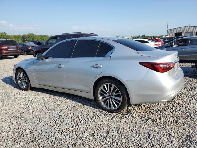 JN1EV7AP3JM364972 - 2018 INFINITI Q50 LUXE Gümüş foto 2