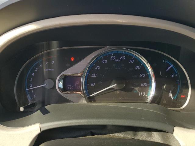 5TDYK3DC1CS223281 - 2012 TOYOTA SIENNA XLE WHITE photo 9