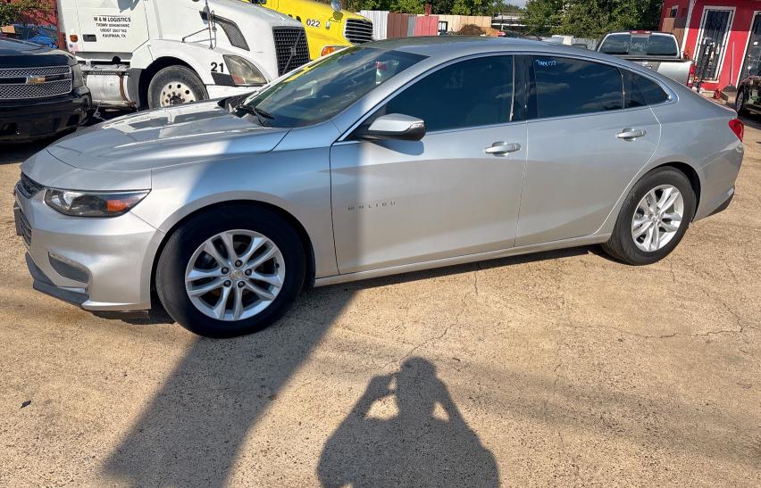 1G1ZE5ST3HF168942 - 2017 CHEVROLET MALIBU LT 银色 照片 2