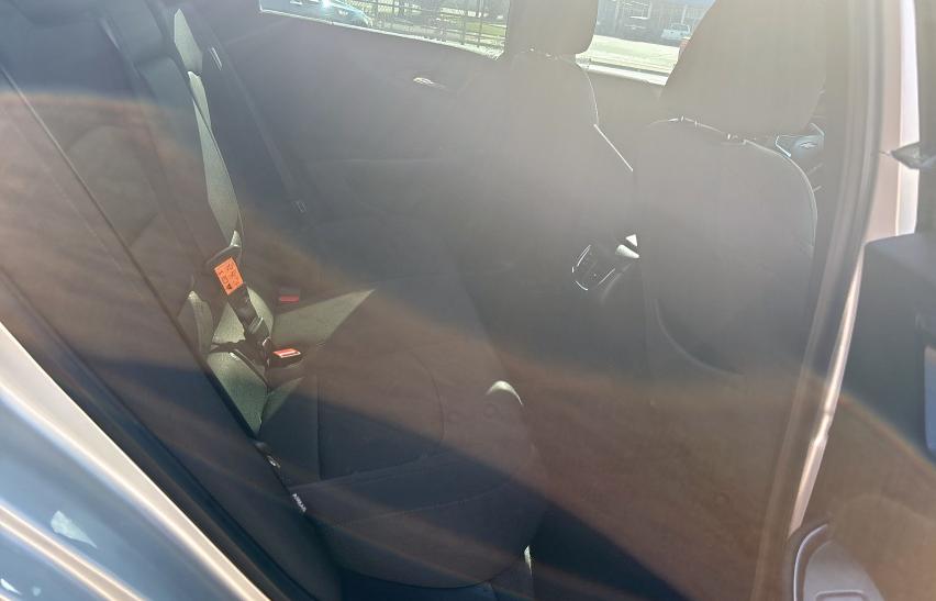 1G1ZE5ST3HF168942 - 2017 CHEVROLET MALIBU LT 银色 照片 6