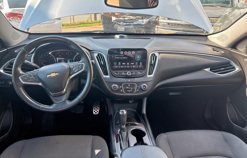 1G1ZE5ST3HF168942 - 2017 CHEVROLET MALIBU LT 银色 照片 9