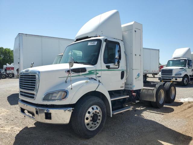 1FUJC5DX0DHFF4220 - 2013 FREIGHTLINER M2 112 MEDIUM DUTY WHITE photo 2