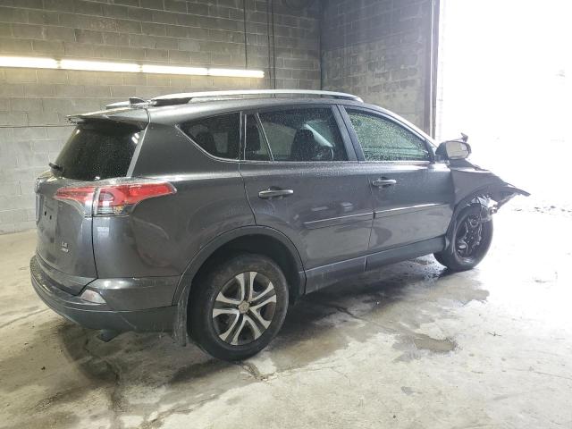JTMBFREV1JJ178446 - 2018 TOYOTA RAV4 LE 灰色 照片 3