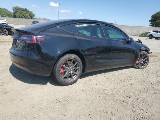 5YJ3E1EA5JF152087 - 2018 TESLA MODEL 3 Negro foto 3