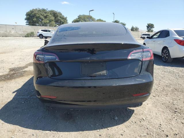 5YJ3E1EA5JF152087 - 2018 TESLA MODEL 3 Negro foto 6