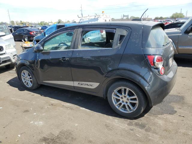 1G1JC6SB4F4154962 - 2015 CHEVROLET SONIC LT GRAY photo 2