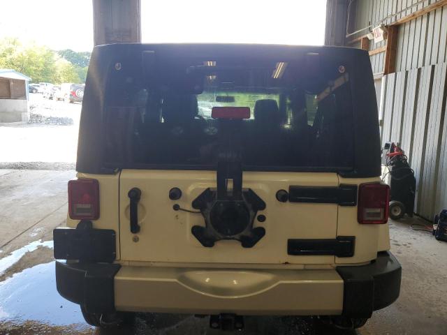 1C4BJWEG3FL636188 - 2015 JEEP WRANGLER UNLIMITED SAHARA WHITE photo 6