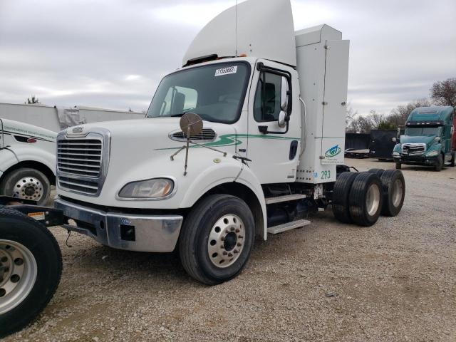 1FUJC5DX7DHFF4232 - 2013 FREIGHTLINER M2 112 MEDIUM DUTY WHITE photo 1