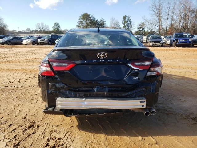 4T1G11AK5PU722421 - 2023 TOYOTA CAMRY SE NIGHT SHADE BLACK photo 6