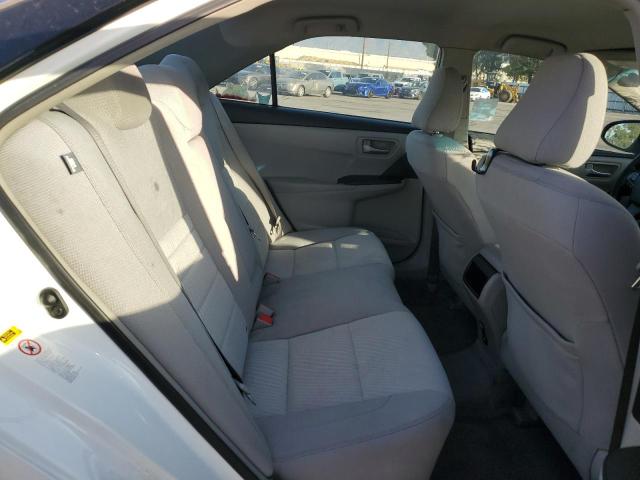 4T1BF1FK1HU663597 - 2017 TOYOTA CAMRY LE WHITE photo 10