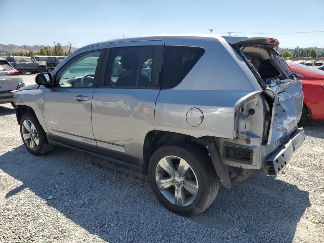 1C4NJCBA3GD525034 - 2016 JEEP COMPASS SPORT Silber Foto 2