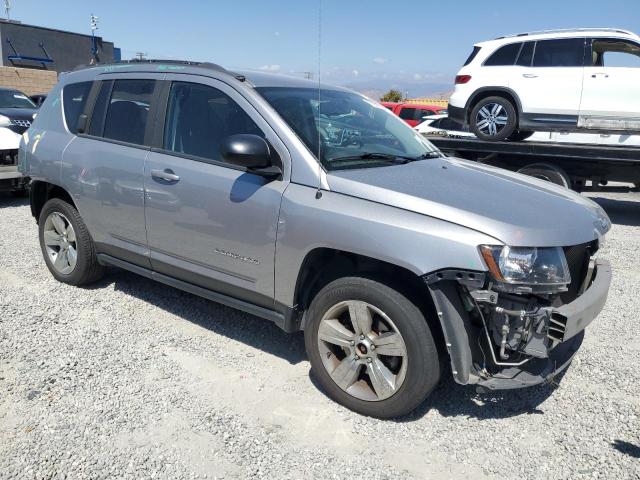 1C4NJCBA3GD525034 - 2016 JEEP COMPASS SPORT Silber Foto 4