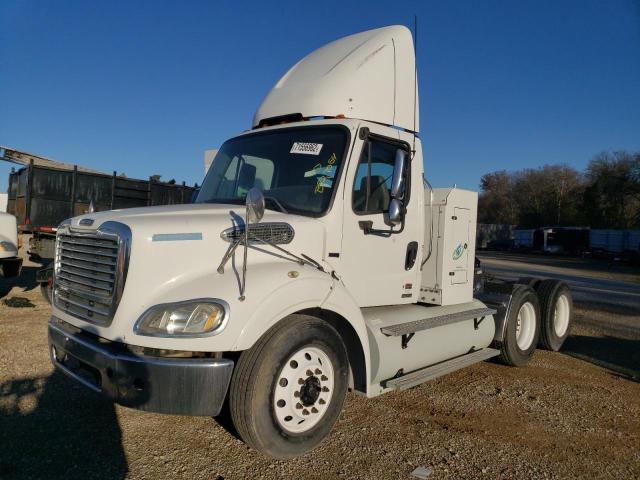 1FUJC5DX7CHBR9064 - 2012 FREIGHTLINER M2 112 MEDIUM DUTY WHITE photo 2