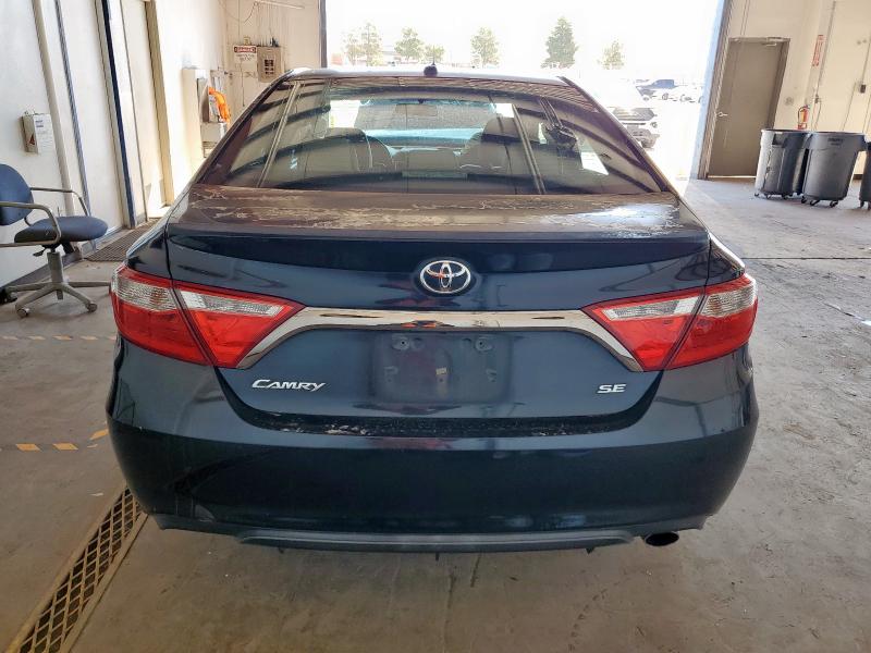 4T1BF1FKXFU066249 - 2015 TOYOTA CAMRY LE BLUE photo 6