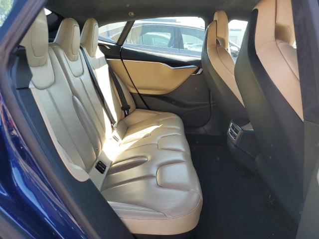 5YJSA1E17HF185576 - 2017 TESLA MODEL S BLUE photo 10
