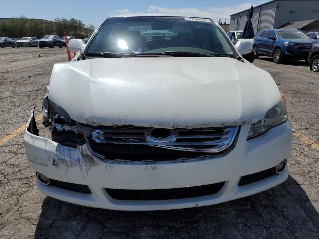 4T1BK36B38U291235 - 2008 TOYOTA AVALON XL WHITE photo 5