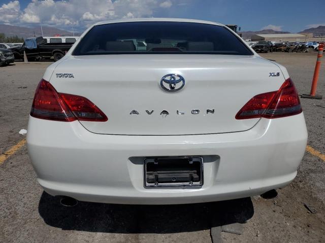 4T1BK36B38U291235 - 2008 TOYOTA AVALON XL WHITE photo 6