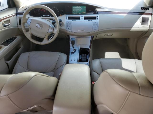 4T1BK36B38U291235 - 2008 TOYOTA AVALON XL WHITE photo 8