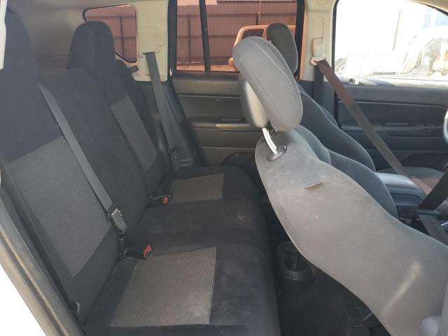 1C4NJCBB2FD191537 - 2015 JEEP COMPASS SPORT WHITE photo 10