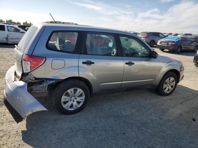 JF2SH6AC2AH756110 - 2010 SUBARU FORESTER 2.5X SILVER photo 3