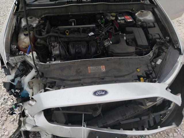 3FA6P0H72FR299304 - 2015 FORD FUSION SE GRAY photo 11