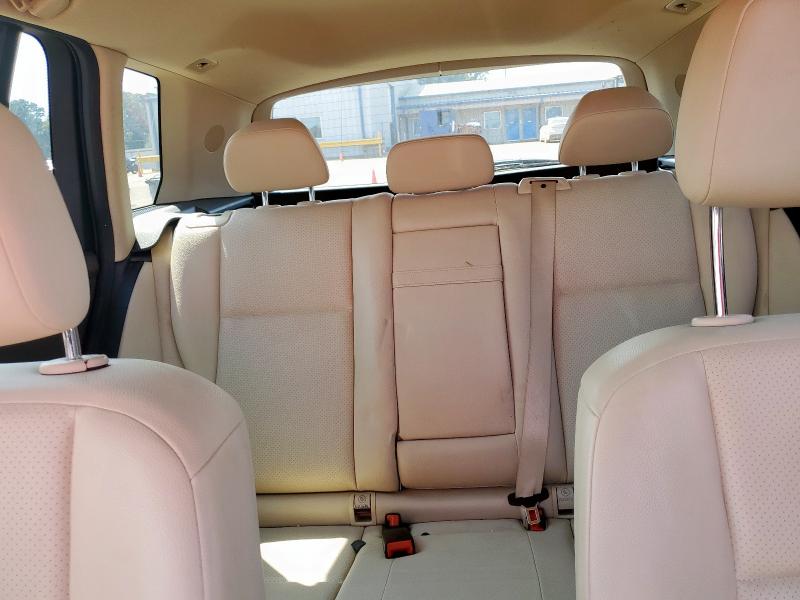 WDCGG5HB0DG007342 - 2013 MERCEDES-BENZ GLK 350 RED photo 10