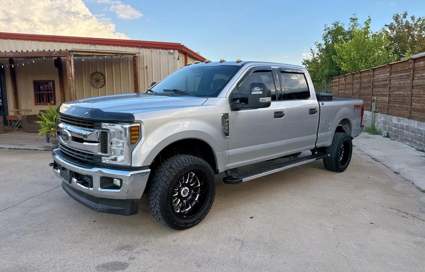 1FT7W2B66KED92871 - 2019 FORD F250 SUPER DUTY ვერცხლისფერი ფოტო 2