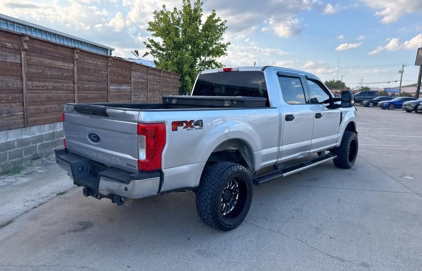 1FT7W2B66KED92871 - 2019 FORD F250 SUPER DUTY ვერცხლისფერი ფოტო 4
