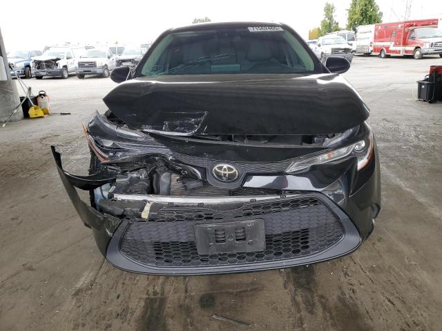 JTDEPMAE5NJ222585 - 2022 TOYOTA COROLLA LE BLACK photo 5