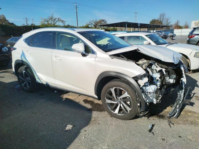 JTJBJRBZXK2123217 - 2019 LEXUS NX 300H WHITE photo 4