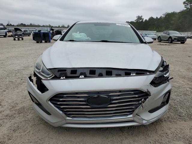 5NPE24AF7JH650619 - 2018 HYUNDAI SONATA SE SILVER photo 5