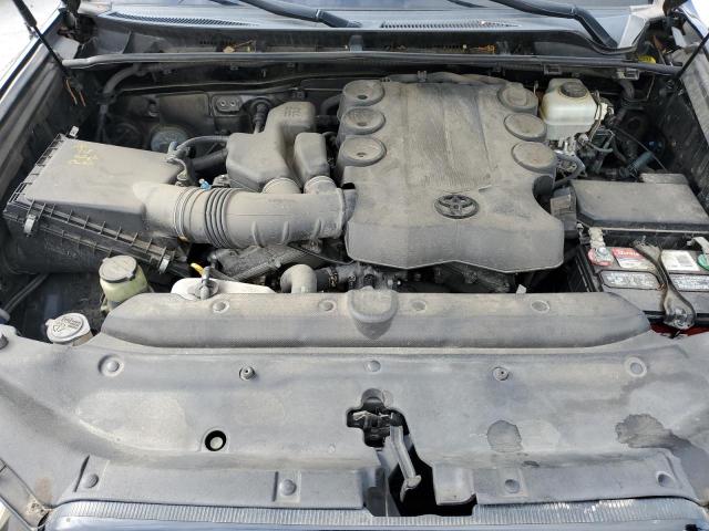 JTEZU5JR3B5032867 - 2011 TOYOTA 4RUNNER SR5 黑色 照片 11