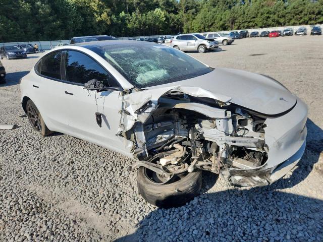 5YJ3E1EA4MF043043 - 2021 TESLA MODEL 3 თეთრი ფოტო 4