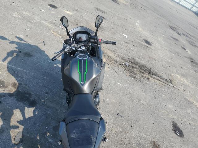 ML5EXER15RDAB9622 - 2024 KAWASAKI EX650 R Серый фото 6