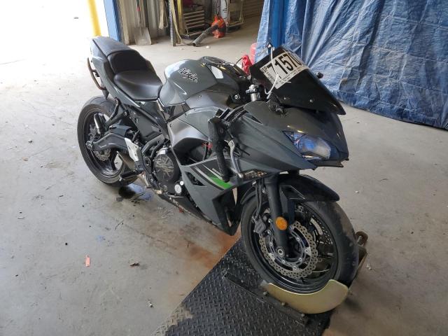 JKAEXEJ18JDA02673 - 2018 KAWASAKI EX650 J ნაცრისფერი ფოტო 1