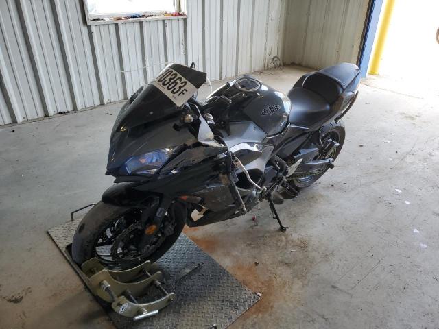 JKAEXEJ18JDA02673 - 2018 KAWASAKI EX650 J ნაცრისფერი ფოტო 2