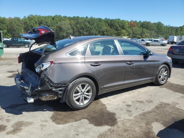 5NPE24AF0HH578995 - 2017 HYUNDAI SONATA SE BROWN photo 3