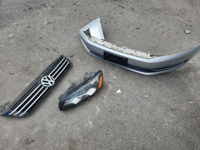 1VWAH7A34DC038850 - 2013 VOLKSWAGEN PASSAT S Күміс фото 12