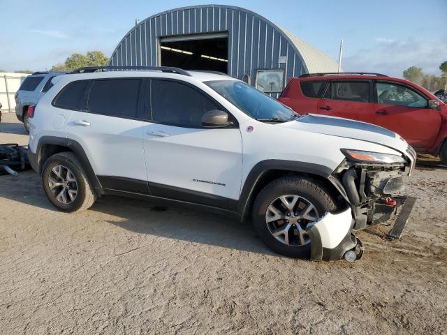 1C4PJMBS6GW157542 - 2016 JEEP CHEROKEE TRAILHAWK თეთრი ფოტო 4
