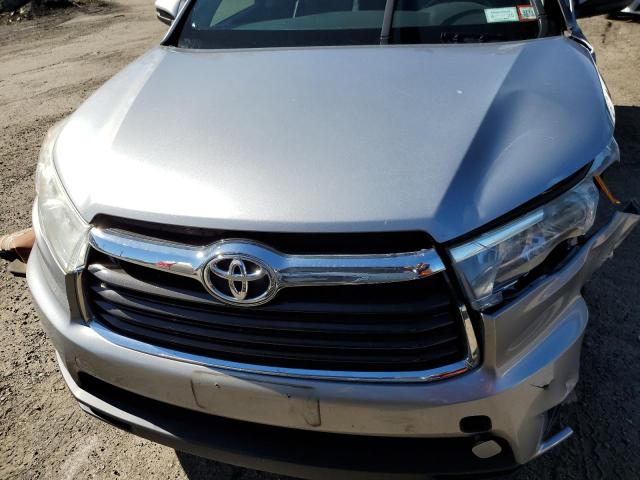 5TDJKRFH2FS211612 - 2015 TOYOTA HIGHLANDER XLE Gümüş foto 5