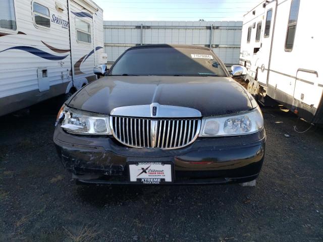 1L1FM81W41Y650076 - 2001 LINCOLN TOWN CAR EXECUTIVE BLACK photo 5