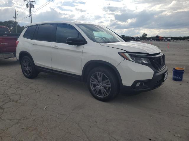 5FNYF8H53MB010271 - 2021 HONDA PASSPORT EXL WHITE photo 4