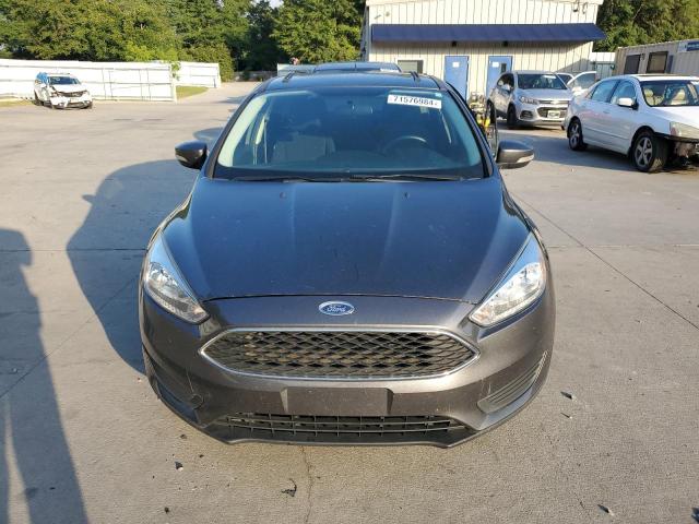 1FADP3K20HL315023 - 2017 FORD FOCUS SE GRAY photo 5