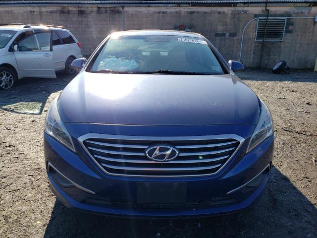 5NPE24AF0HH491310 - 2017 HYUNDAI SONATA SE BLUE photo 5